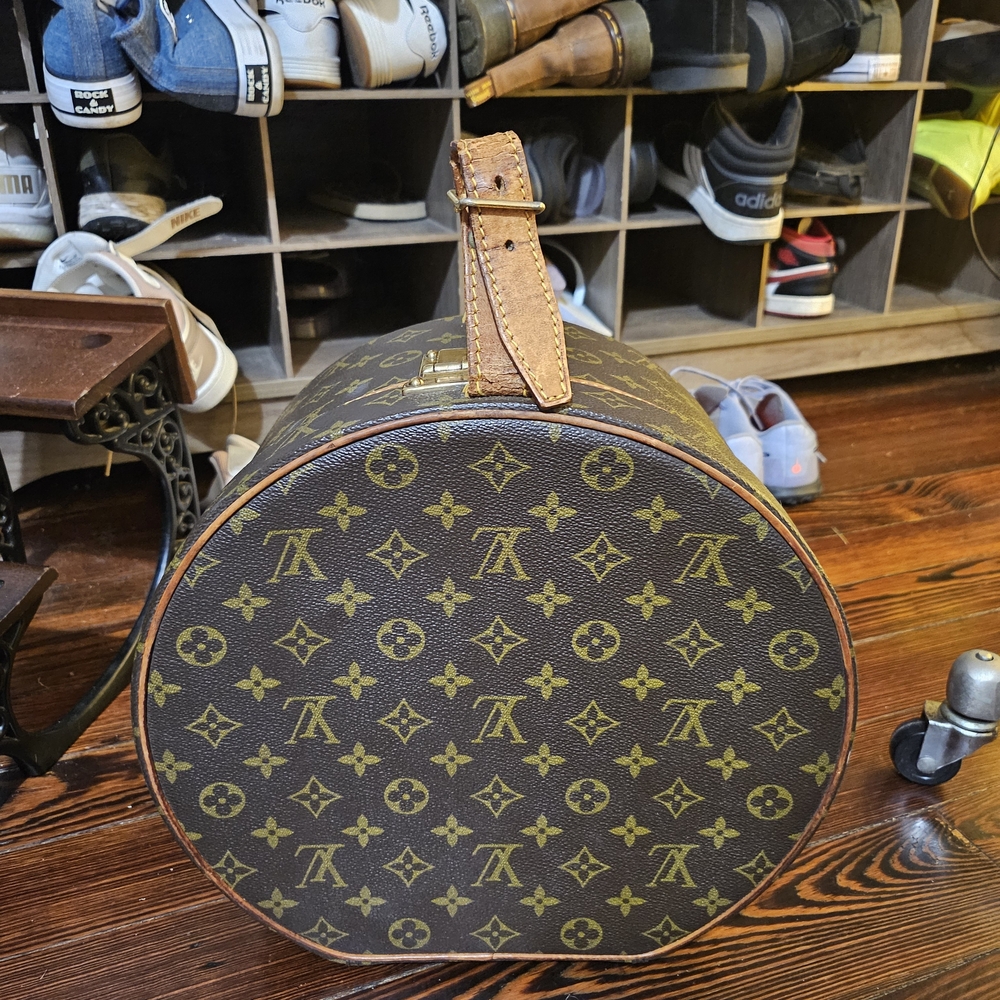 Louis Vuitton Monogram Round Travel Bag